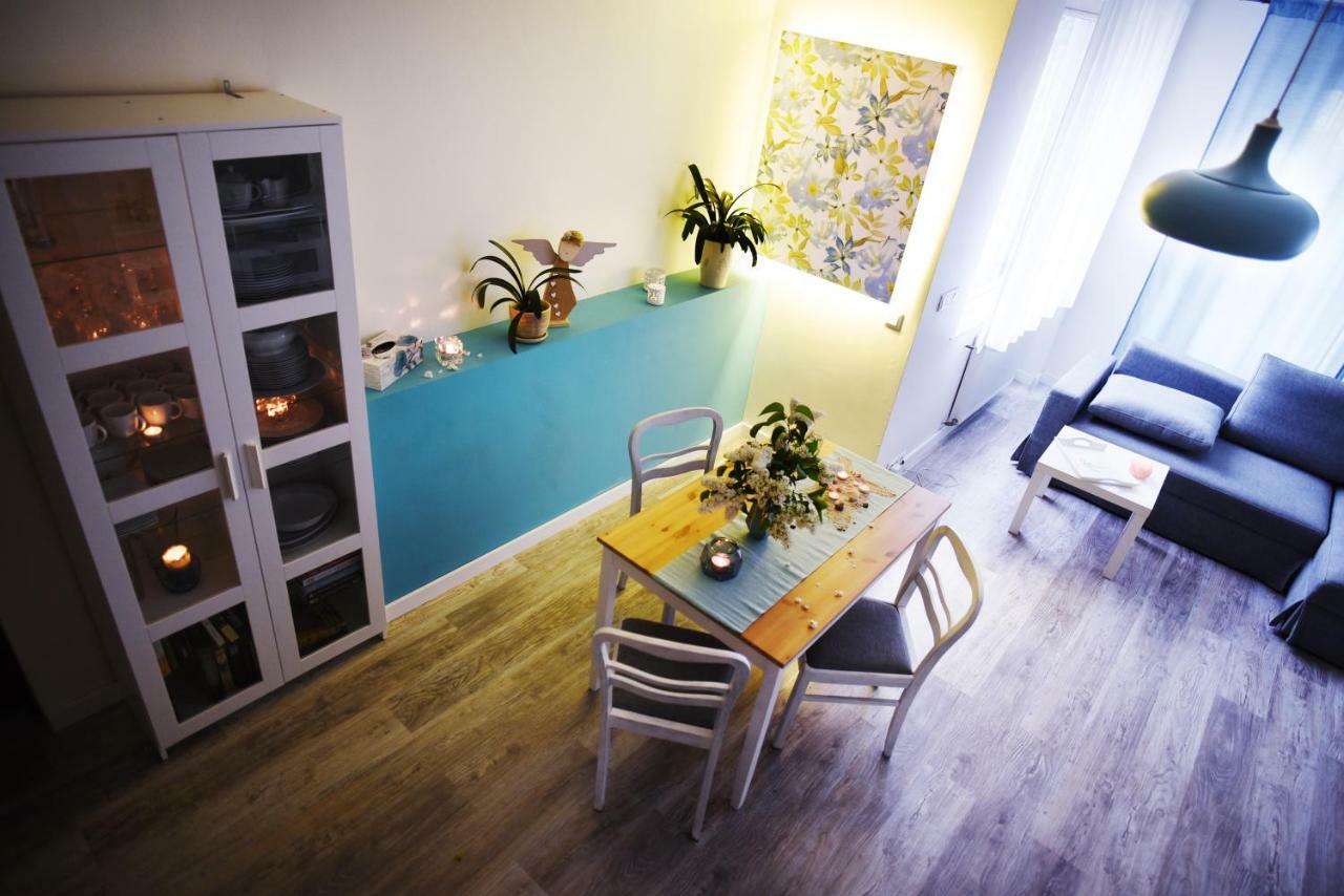 Blue Apartament Luboń Buitenkant foto